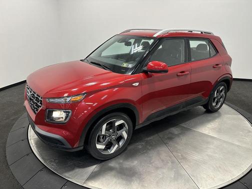 2022 Hyundai VENUE SEL