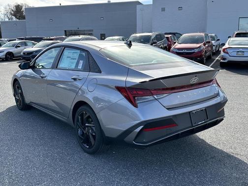 2026 Hyundai ELANTRA HEV SEL Sport