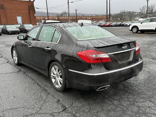 2013 Hyundai Genesis 3.8