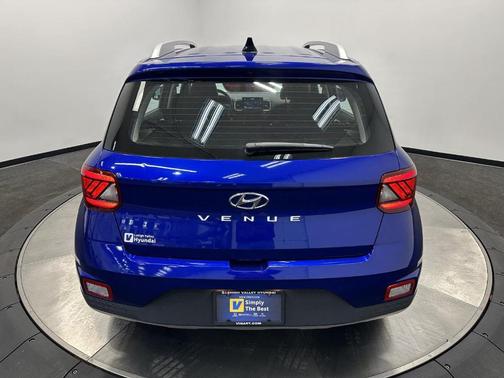 2021 Hyundai VENUE SEL