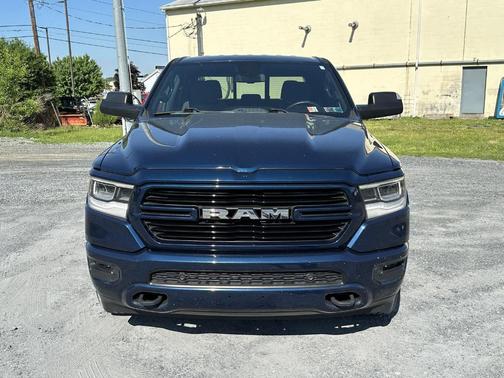 Patriot Blue Pearlcoat 2019 RAM 1500 Big Horn