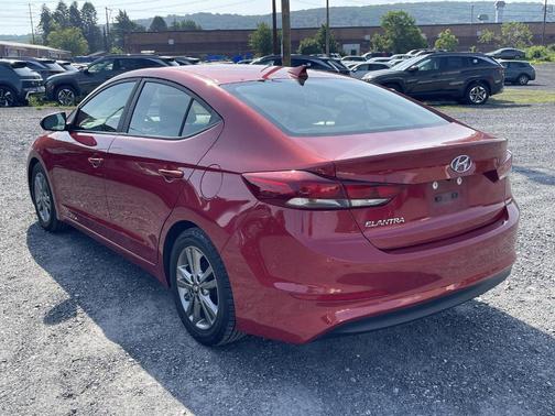 2017 Hyundai ELANTRA Value Edition