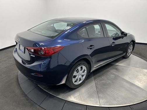 2015 Mazda Mazda3 i SV