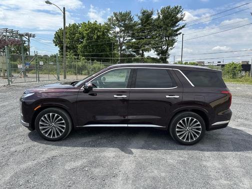 Burgundy 2024 Hyundai PALISADE Calligraphy
