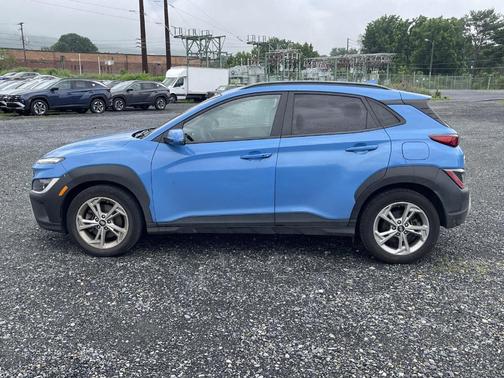 2022 Hyundai KONA SEL