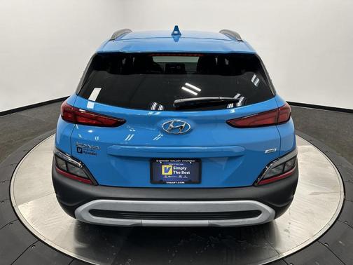 2022 Hyundai KONA SEL
