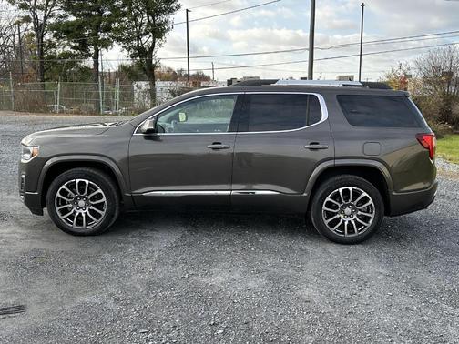 2020 GMC Acadia Denali