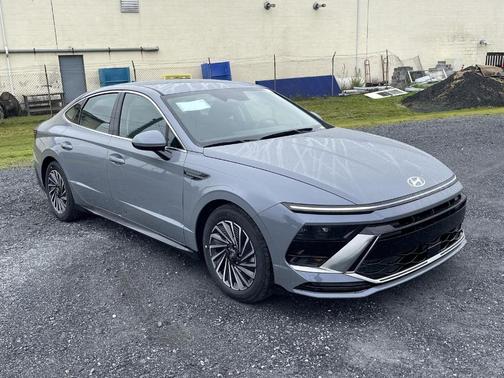 2025 Hyundai SONATA Hybrid SEL