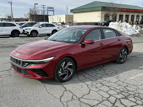 2024 Hyundai ELANTRA Limited