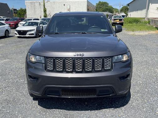 2017 Jeep Grand Cherokee Altitude