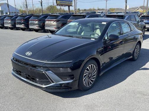 2025 Hyundai SONATA Hybrid SEL