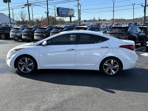 2015 Hyundai ELANTRA Limited