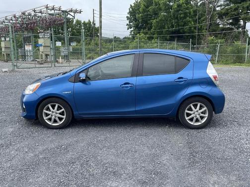 2013 Toyota Prius c Three