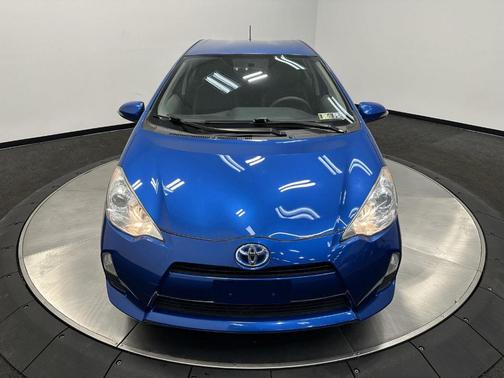 2013 Toyota Prius c Three
