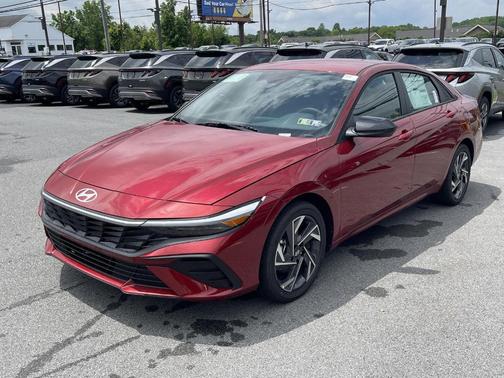 2025 Hyundai ELANTRA HEV SEL
