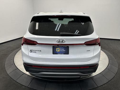 2022 Hyundai SANTA FE SE