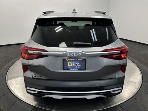 2022 Kia Seltos EX