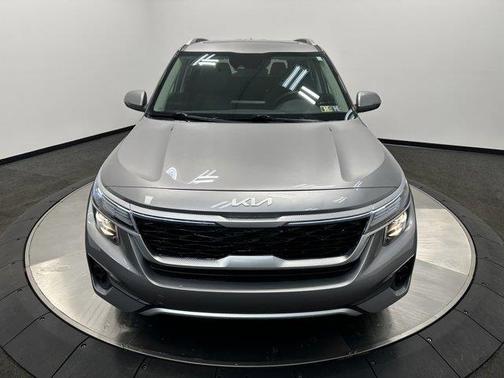 2022 Kia Seltos EX
