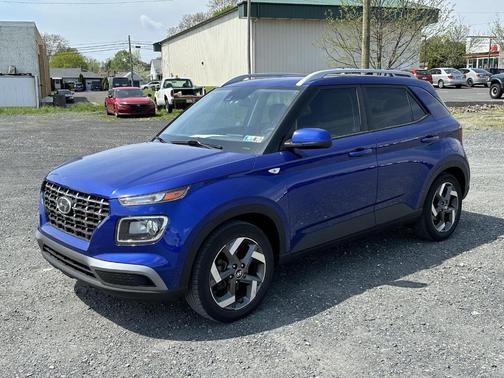 2021 Hyundai VENUE SEL