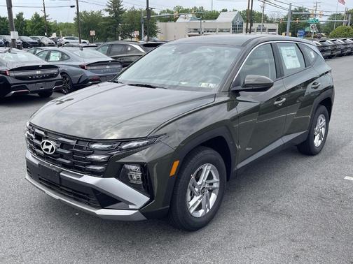 2025 Hyundai TUCSON SE