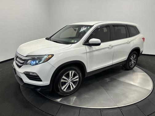 2017 Honda Pilot EX