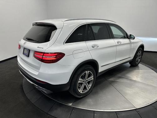 2018 Mercedes-Benz GLC 300 Base 4MATIC