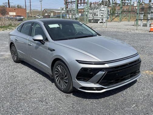 2025 Hyundai SONATA Hybrid Limited