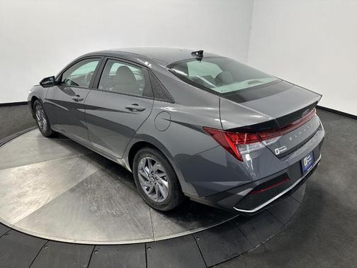 2024 Hyundai ELANTRA HEV Blue