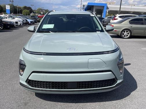 2025 Hyundai KONA EV SEL
