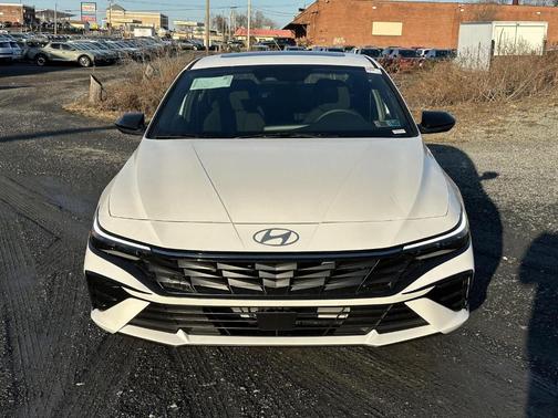 2026 Hyundai ELANTRA SEL