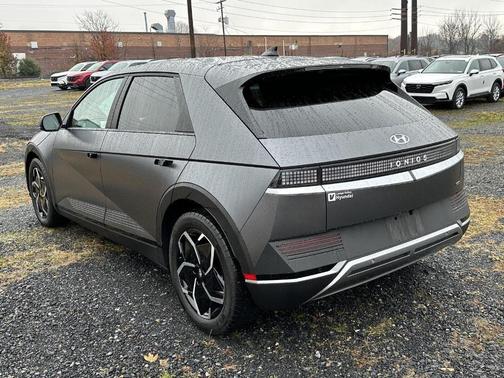 2022 Hyundai IONIQ 5 SEL