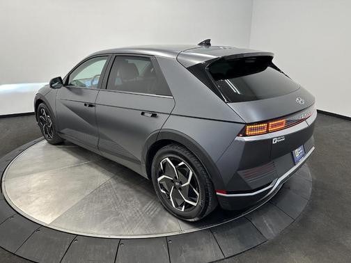 2022 Hyundai IONIQ 5 SEL