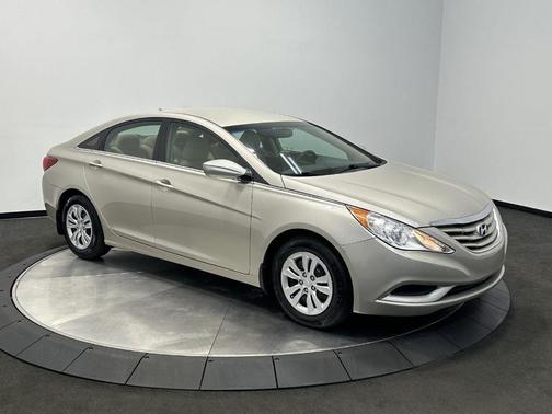 Camel Pearl 2011 Hyundai SONATA GLS