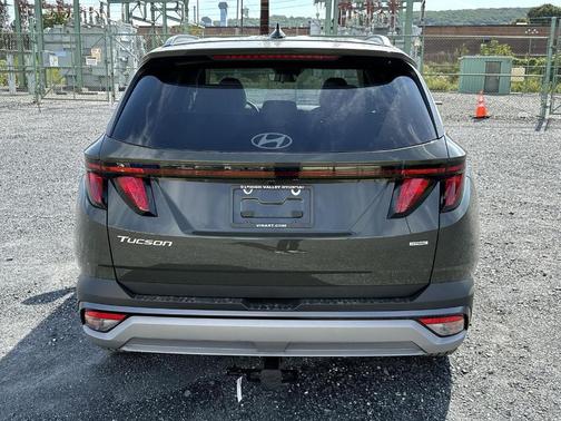 Green 2026 Hyundai TUCSON SEL
