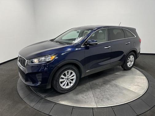 2020 Kia Sorento LX