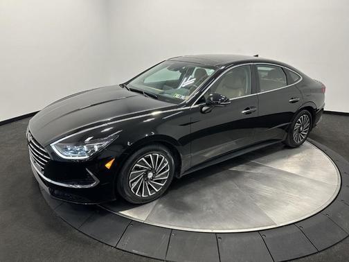 2023 Hyundai SONATA Hybrid Limited