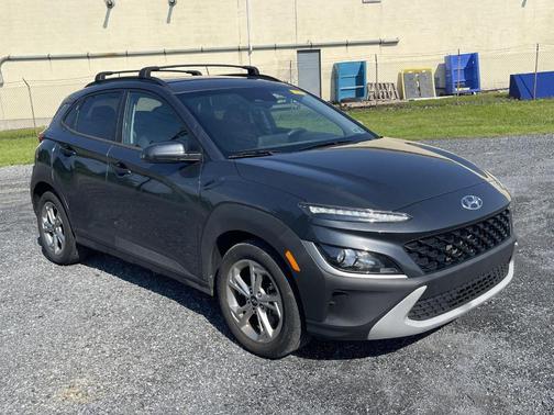 2022 Hyundai KONA SEL