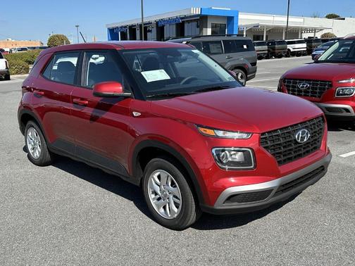 2026 Hyundai VENUE SE