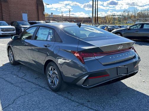 2026 Hyundai ELANTRA HEV Blue