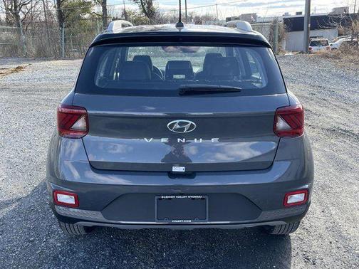 2025 Hyundai VENUE Limited