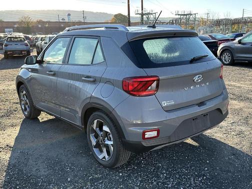 2023 Hyundai VENUE SEL