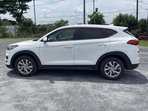 2020 Hyundai TUCSON SE