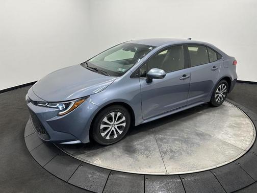 2022 Toyota Corolla Hybrid LE