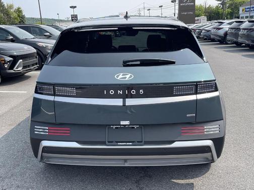 2025 Hyundai IONIQ 5 SEL