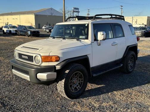 2013 Toyota FJ Cruiser Base
