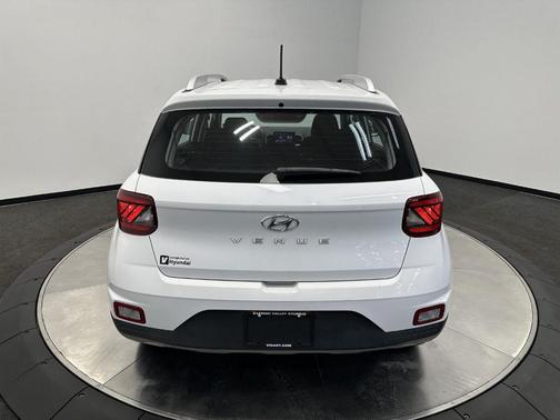 Lunar White 2023 Hyundai VENUE SEL