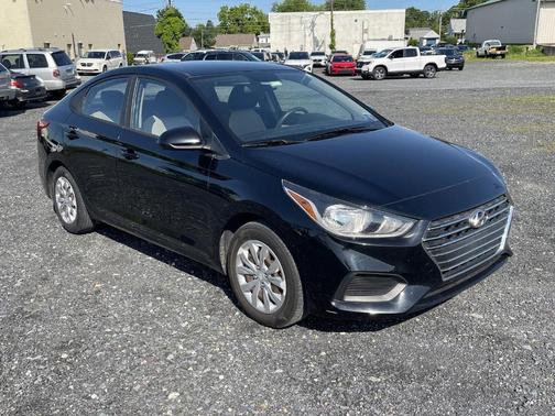 2019 Hyundai Accent SE
