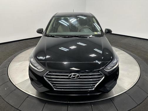 2019 Hyundai Accent SE