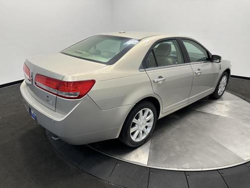 2010 Lincoln MKZ Base