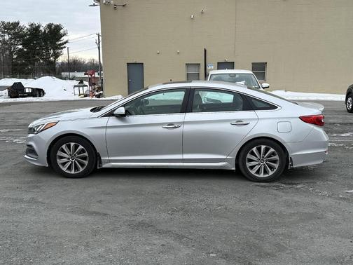 2017 Hyundai SONATA Sport